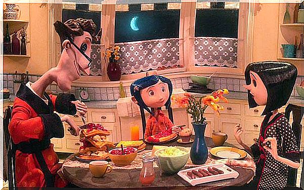 Coraline eating with her other parents