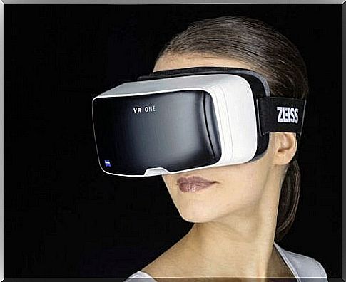 Woman with virtual reality glasses