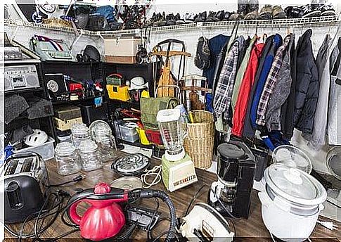 A room crammed with various items because of Messie Syndrome.